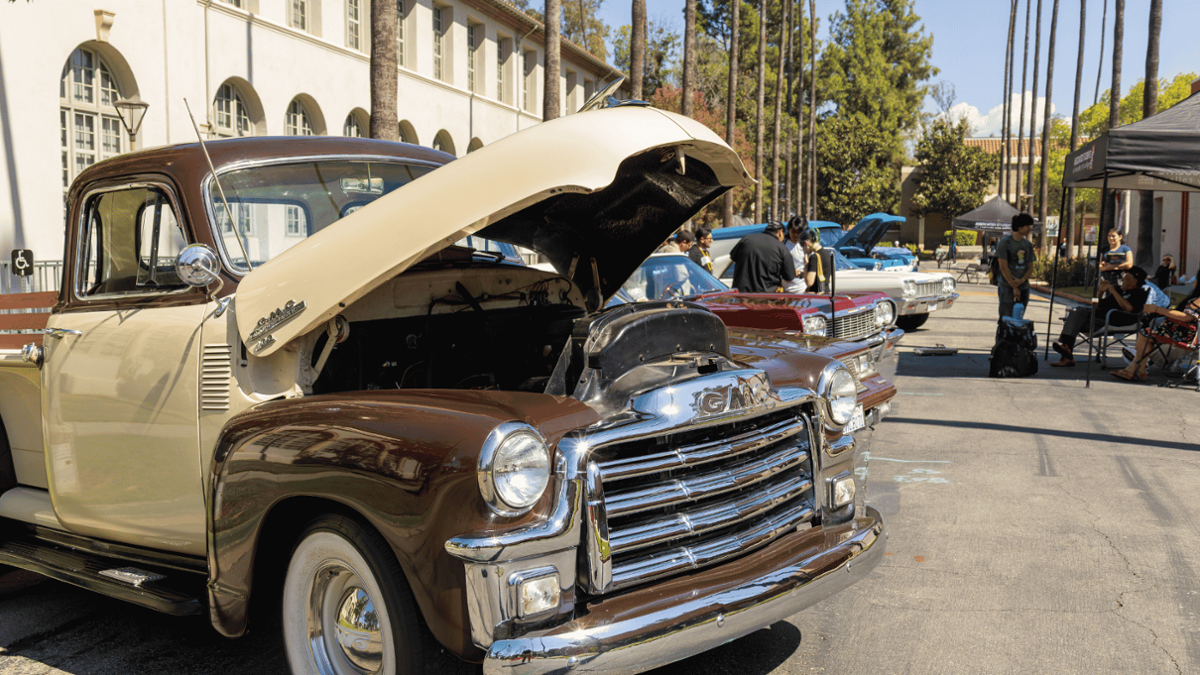 car from car show 