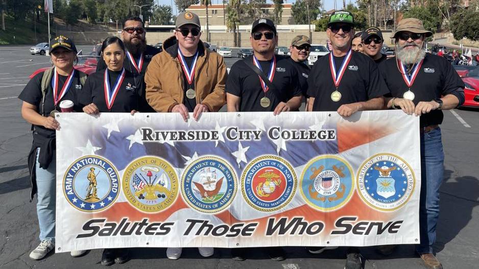 RCC Veterans from the Veterans Resource Center with Banner